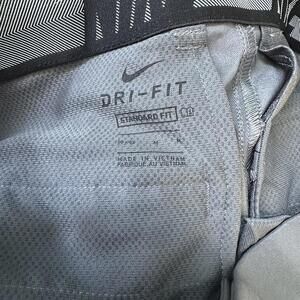 Nike Men's Black and Grey Trousers